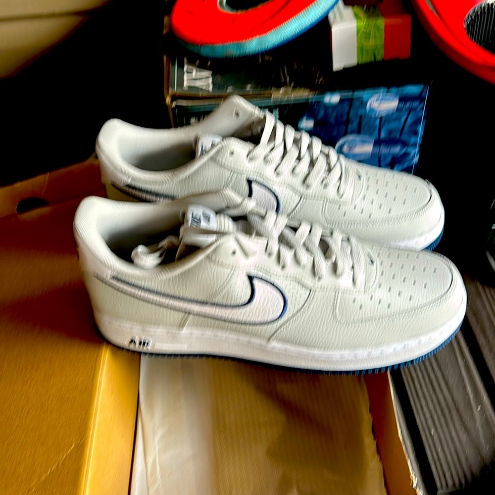 Nike new size 12 Air Force One silver/gray platinum